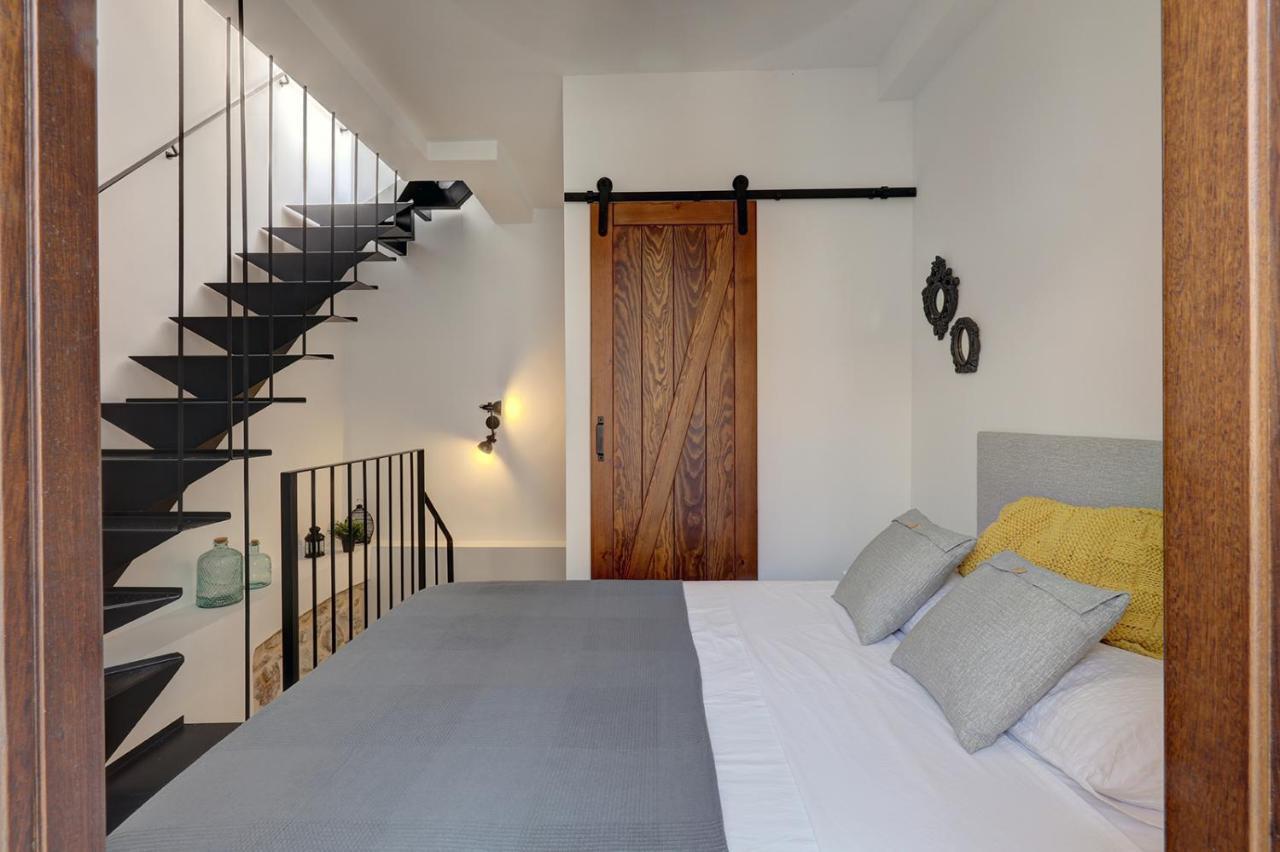 Unique Andalusian Townhouse next to Beach Estepona Extérieur photo